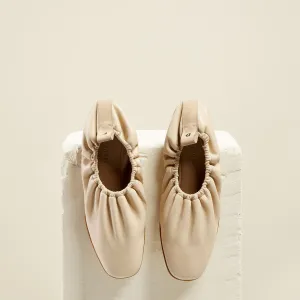 Ballerina, Nude