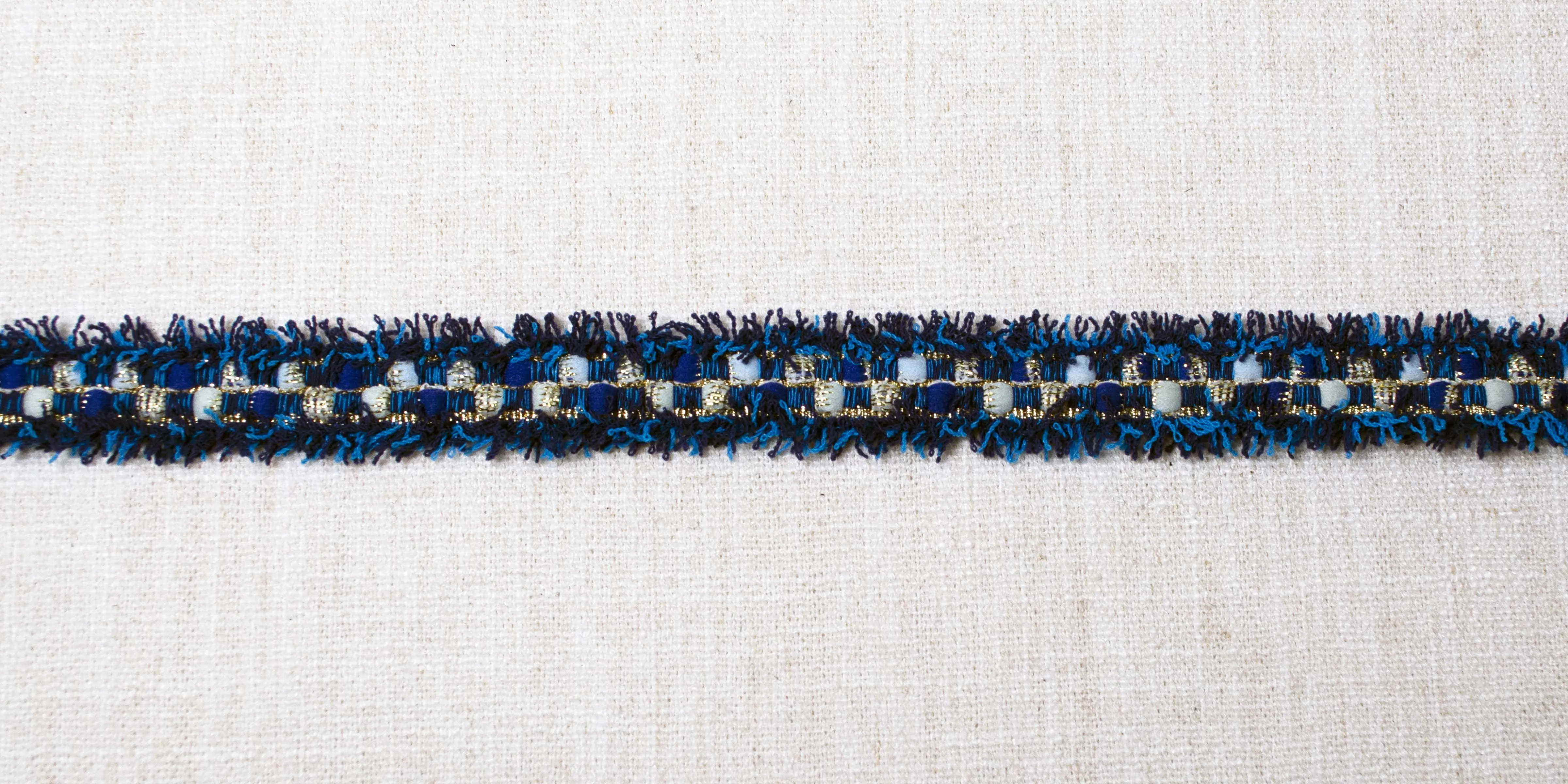 Fringed-Edge Trim in Blue Mix
