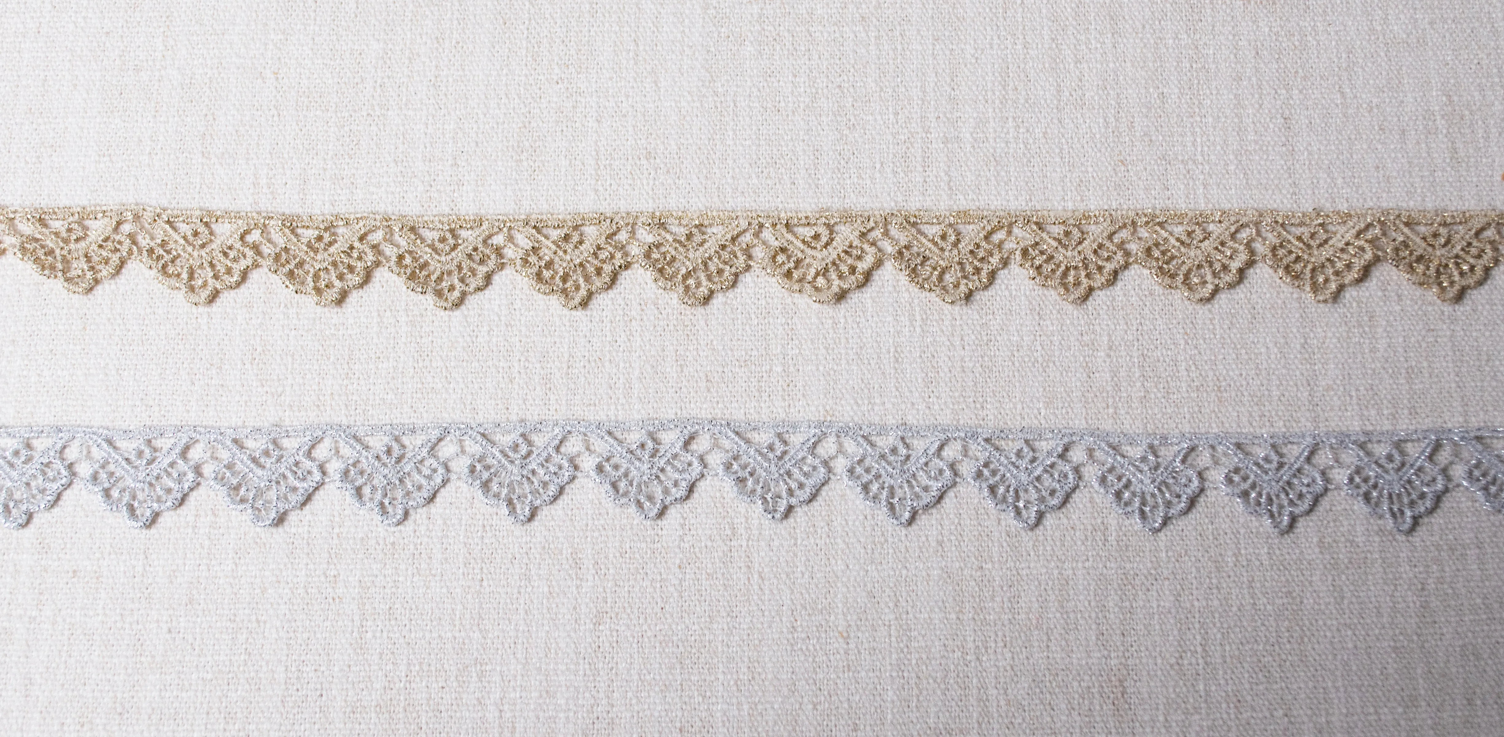 Metallic Melody Lace in Soft Gold