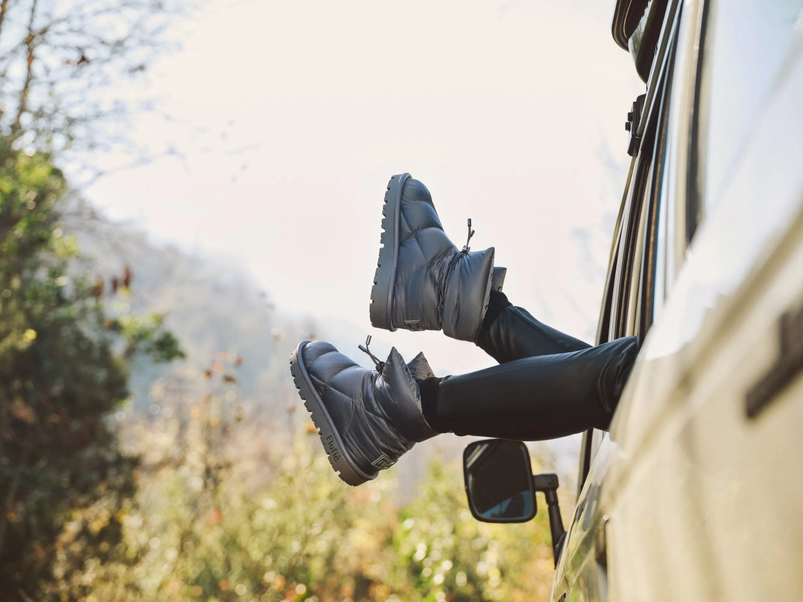 Metallic Sonic Silver Pillow Boot