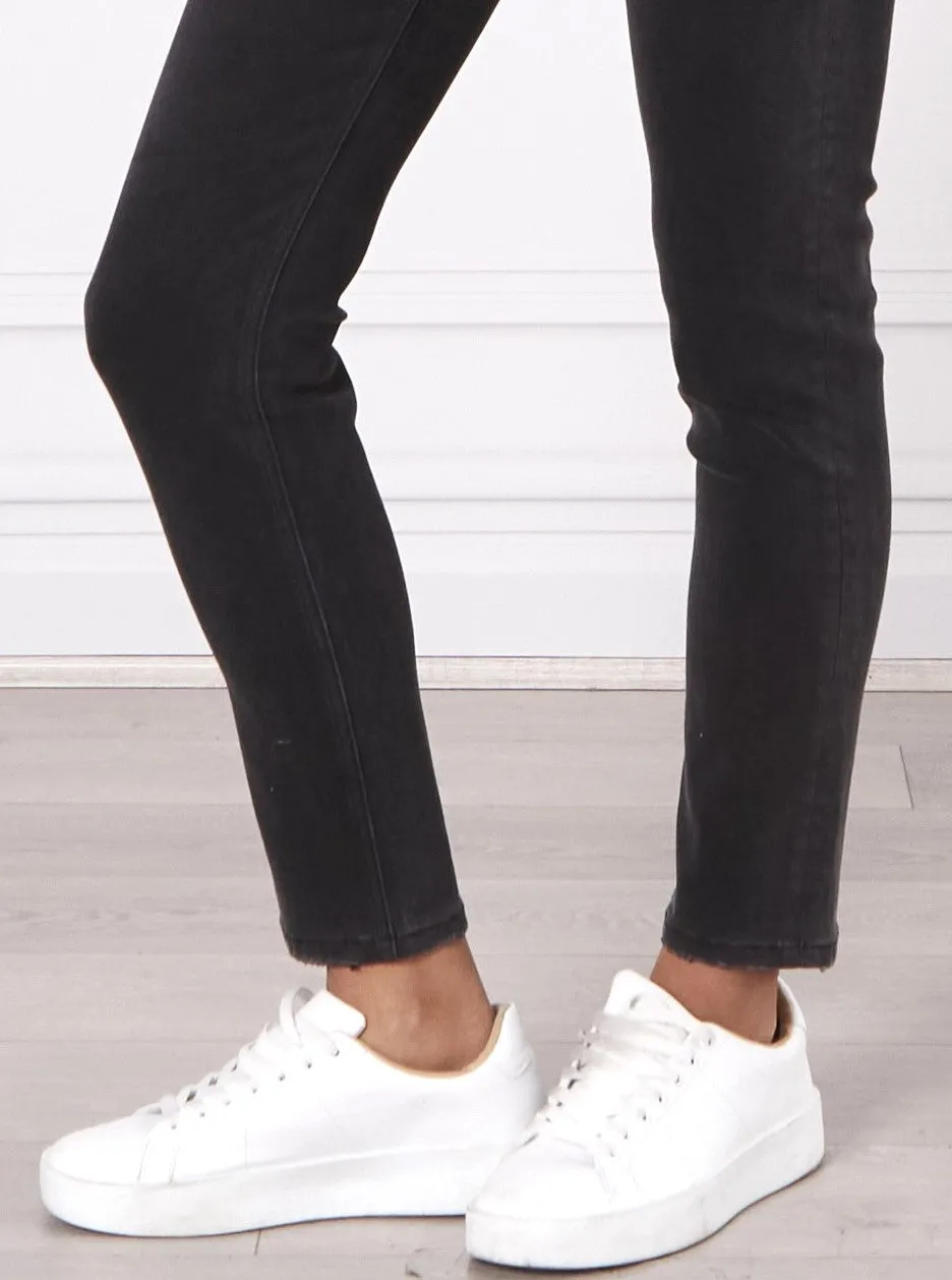 Olivia Mom Jeans - Black