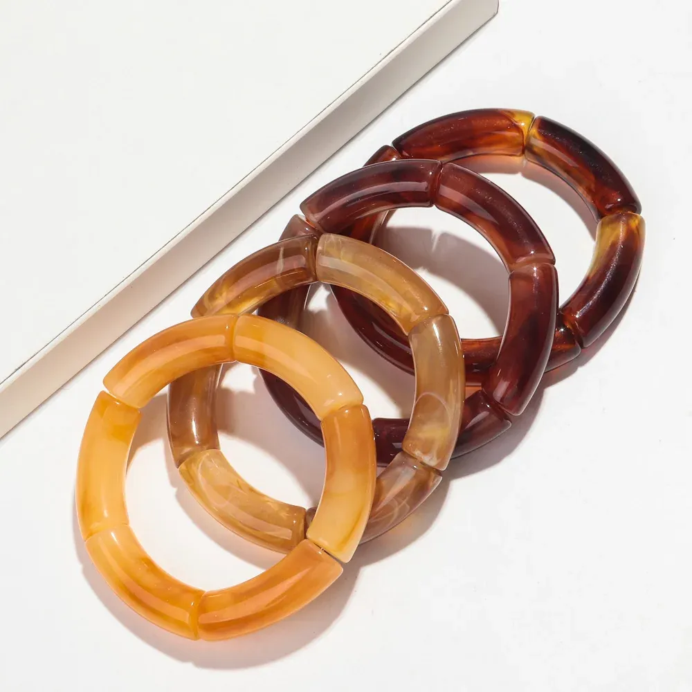 Set Of 4 Rockabilly Acrylic Amber Bamboo Bangle
